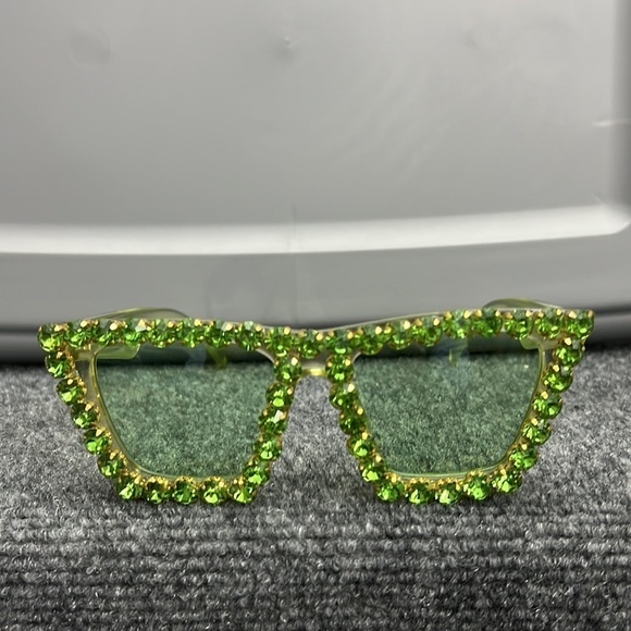 GreeksGlasses Green Rhinestone styled Sunglasses - Picture 3 of 7